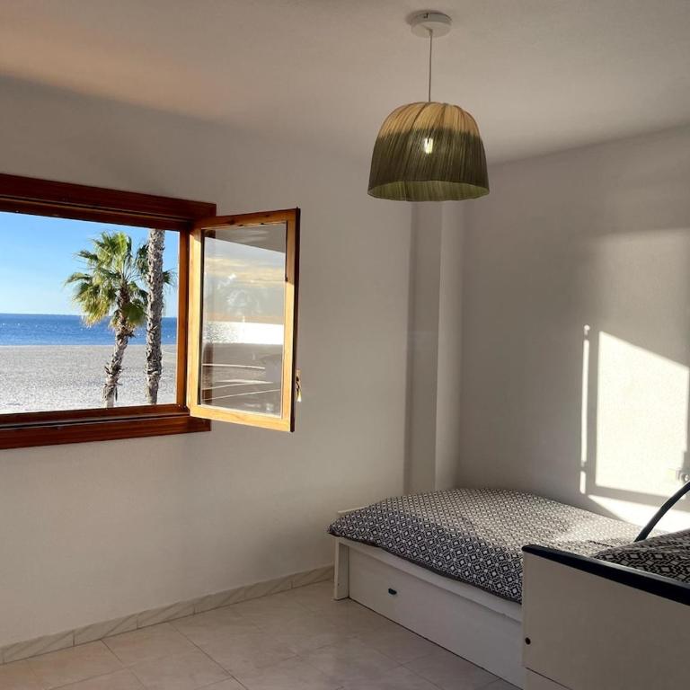 Casa en primera linea de playa Tamarit - Casa - 27