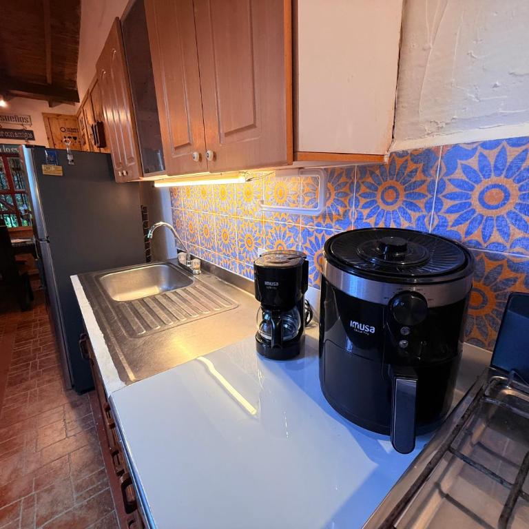 Maravilla de cabaña grupal 5-10 personas parking, wifi, campestre, cercana - Bungalow Familiar - 7