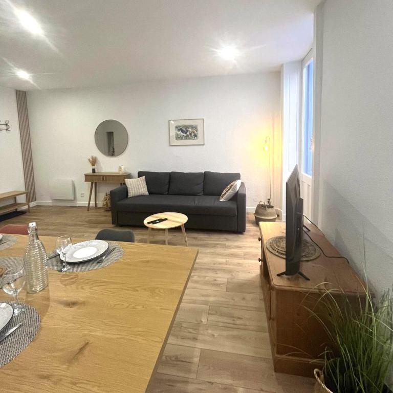 Appartement moderne 2 chambres Hyper Centre 60m2 Wifi - Appartement 2 Chambres - 4