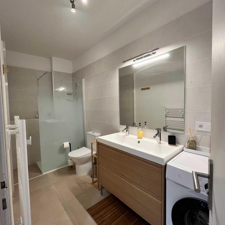 Appartement moderne 2 chambres Hyper Centre 60m2 Wifi - Appartement 2 Chambres - 13
