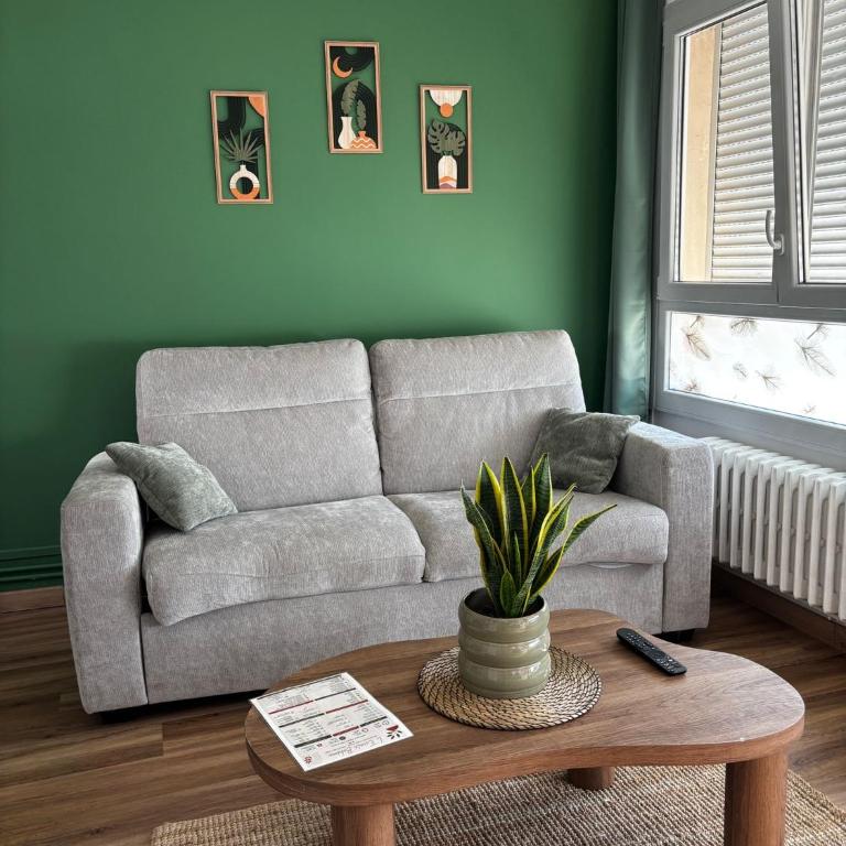 Dijon-Gare & Parking privé - L'escale bohème- 41m2 - Appartement 2 Chambres - 7