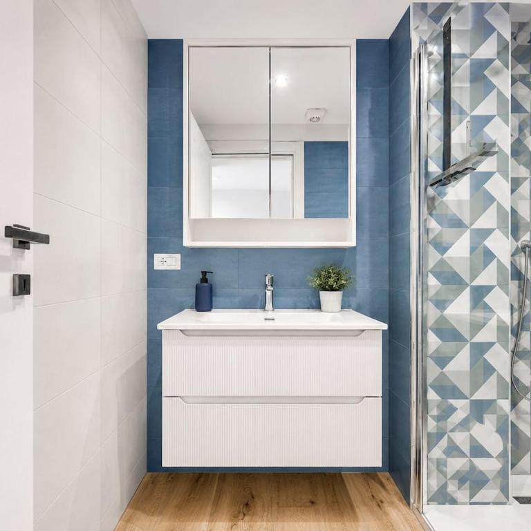 Pescara Centro con Balcone Privato, Fino a 4 Ospiti - Appartement 1 Chambre - 25