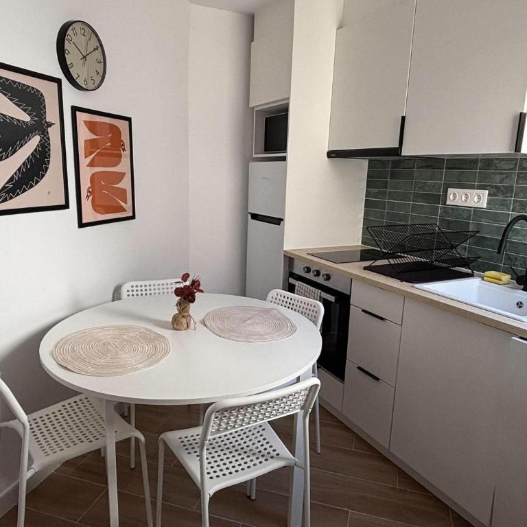 Los Locos Beach Studio Apartman - One-Bedroom Apartment - 3