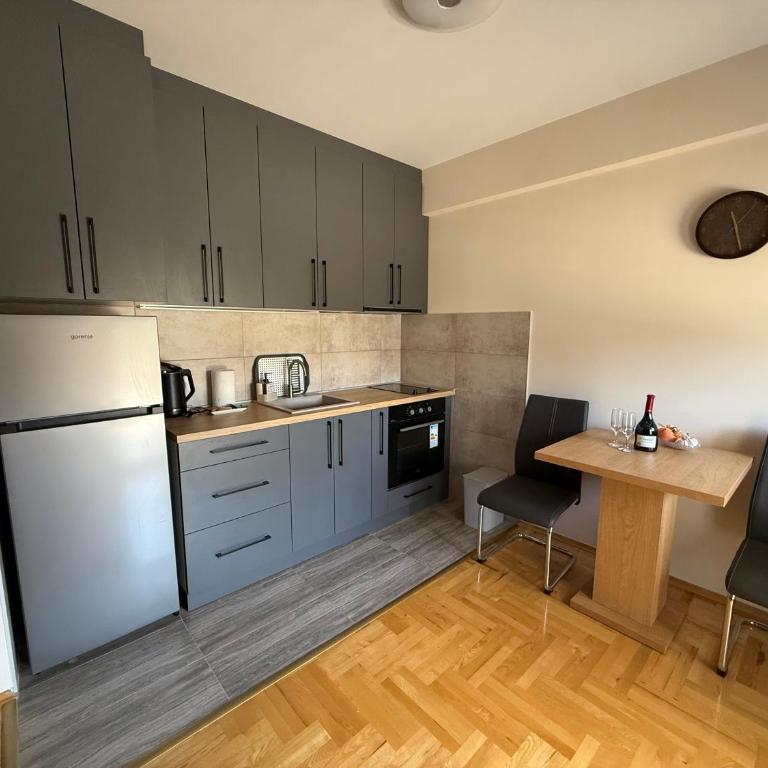 Goldie Apartment - Appartement 1 Chambre - 6