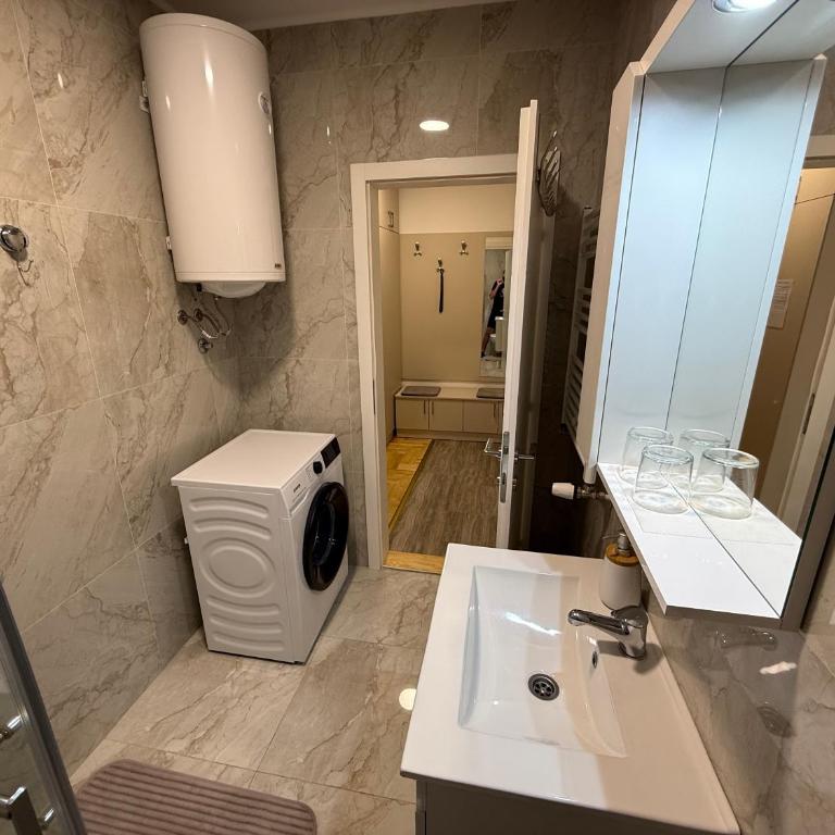 Goldie Apartment - Appartement 1 Chambre - 10