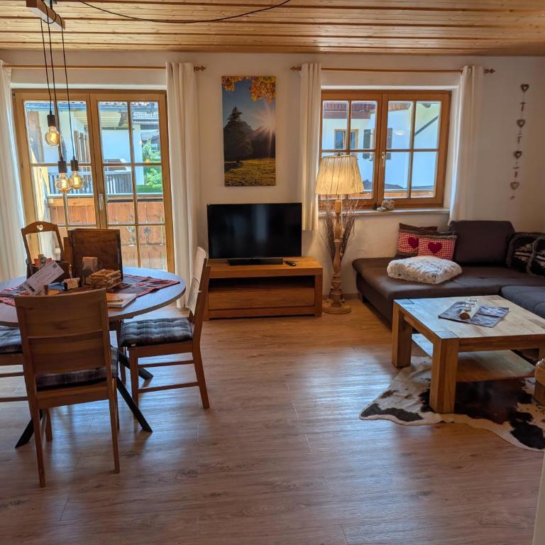 Ferienhaus Hirtbichl - Apartment mit 2 Schlafzimmern und Bergblick - 8