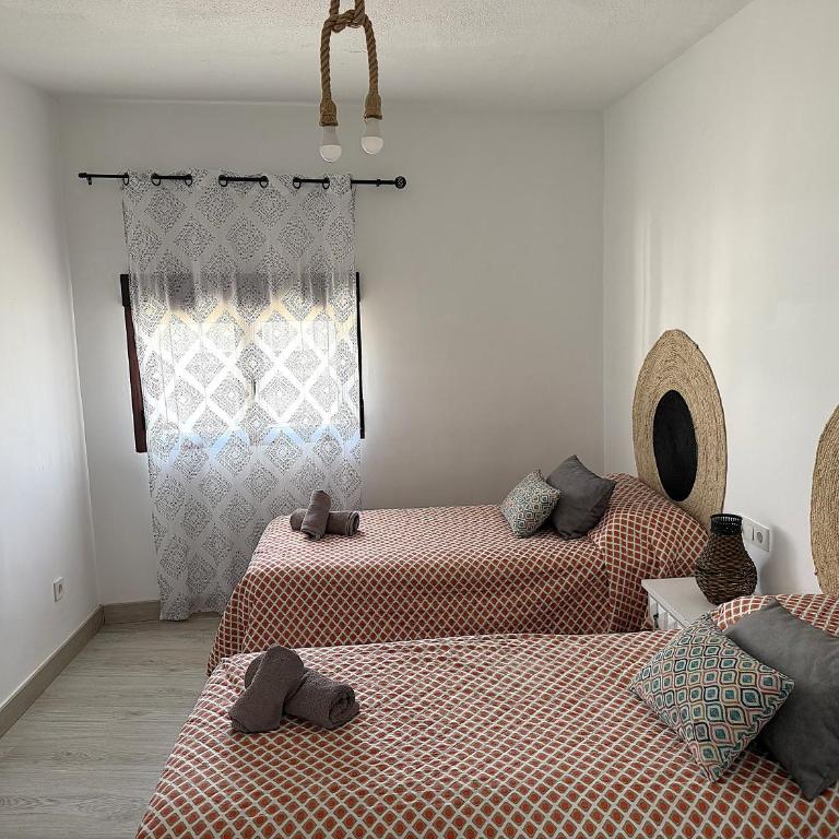Ático Aguayos con terraza y cuatro dormitorios. - Apartment - 9