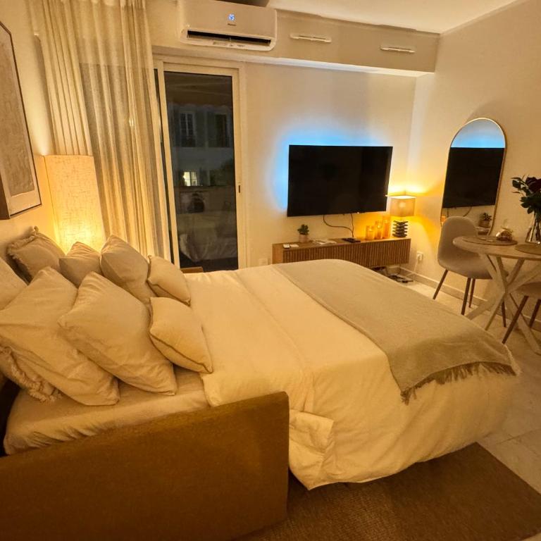 Suite Victoria Beach - Carré d'Or - Terrasse - Plage 50 m - Appartamento con 1 Camera da Letto - 2