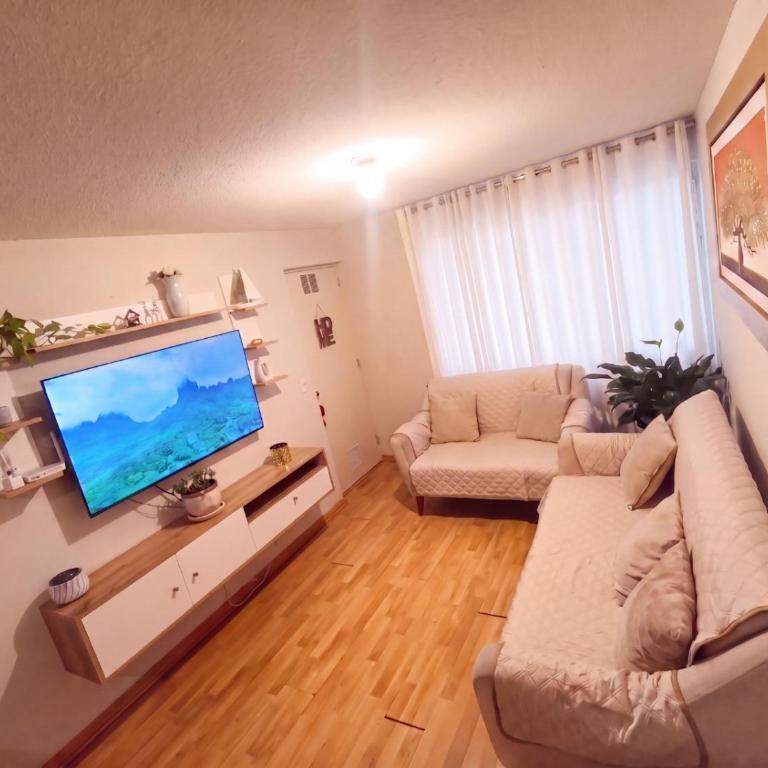 Lorenzo's House - Two-Bedroom Apartment - 1