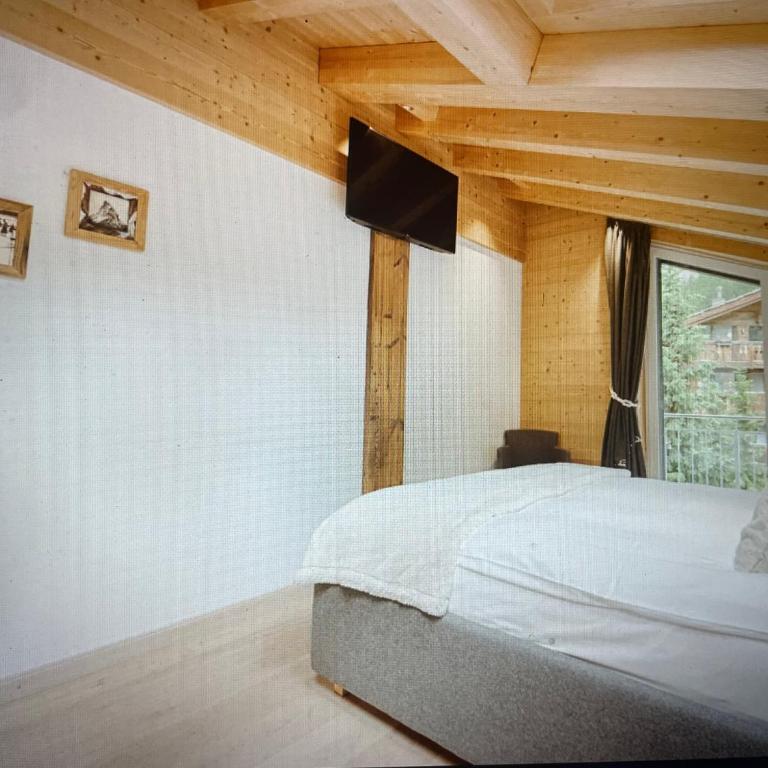 Mountain Hearth - Chalet - 9