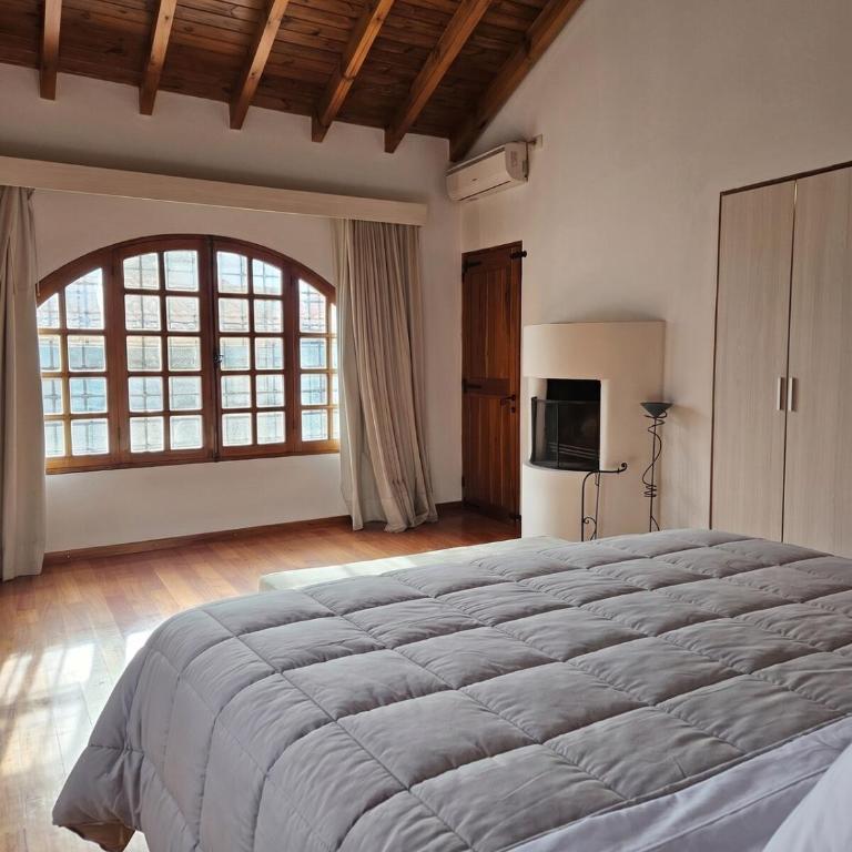Casa Veracruz - Casa con pileta, jardín y quincho - Casa de 5 dormitorios - 5