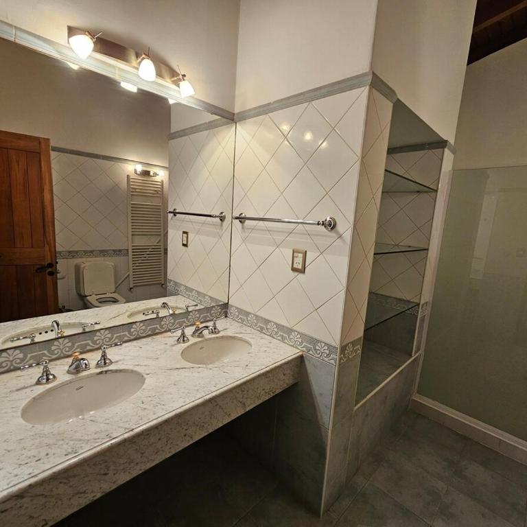 Casa Veracruz - Casa con pileta, jardín y quincho - Casa de 5 dormitorios - 23