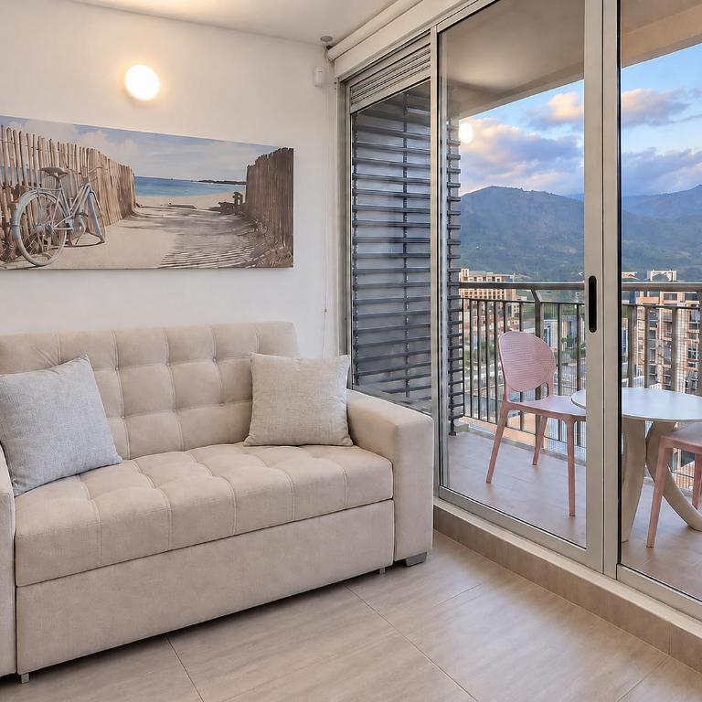 Aparta Estudios zona 10 - One-Bedroom Apartment - 1