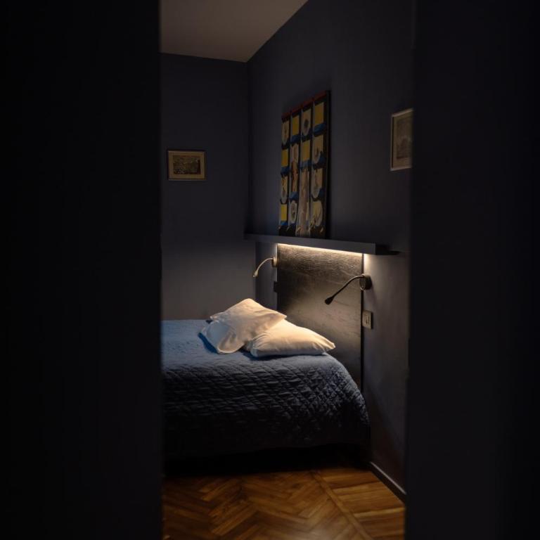 Locanda dell'Orsa - Camera Matrimoniale con Bagno Privato - 1