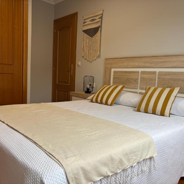 Apartamento Os Horreos de Combarro - Three-Bedroom Apartment - 3