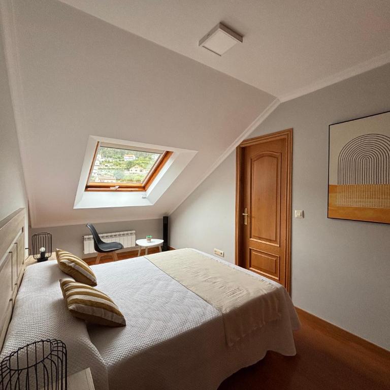 Apartamento Os Horreos de Combarro - Three-Bedroom Apartment - 5