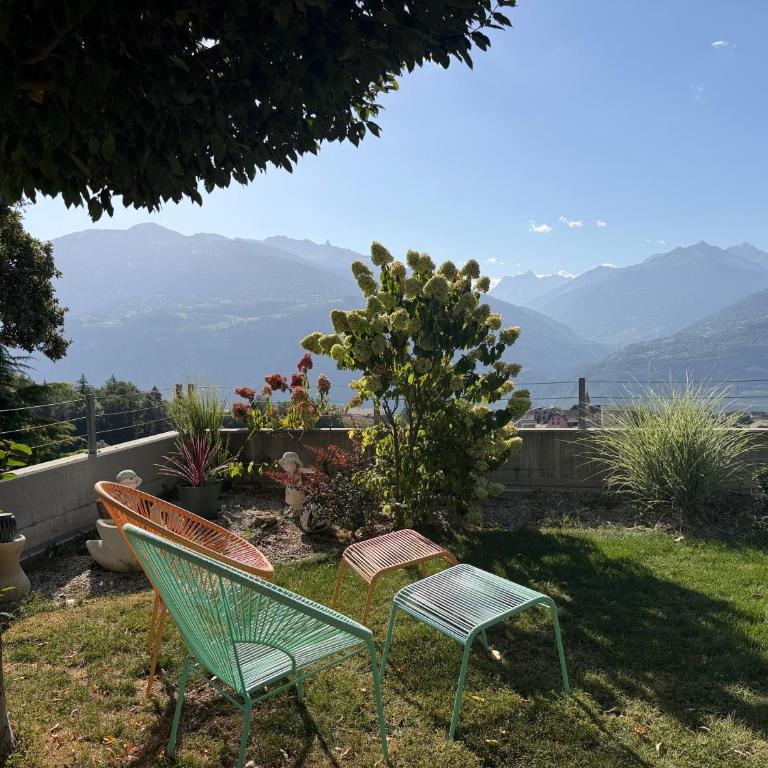 bnb Valais - by La Sittelle - Apartment mit Terrasse - 1