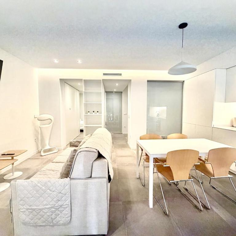 Spacious 2BR,2BA Near Nou Mestalla Valencia - Appartamento con 2 Camere da Letto - 17