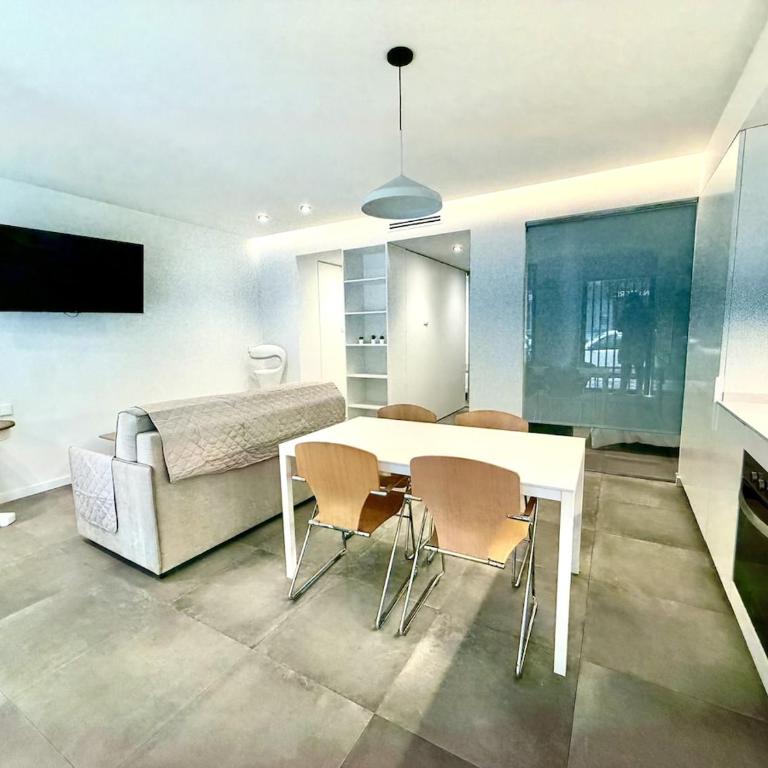 Spacious 2BR,2BA Near Nou Mestalla Valencia - Appartamento con 2 Camere da Letto - 24