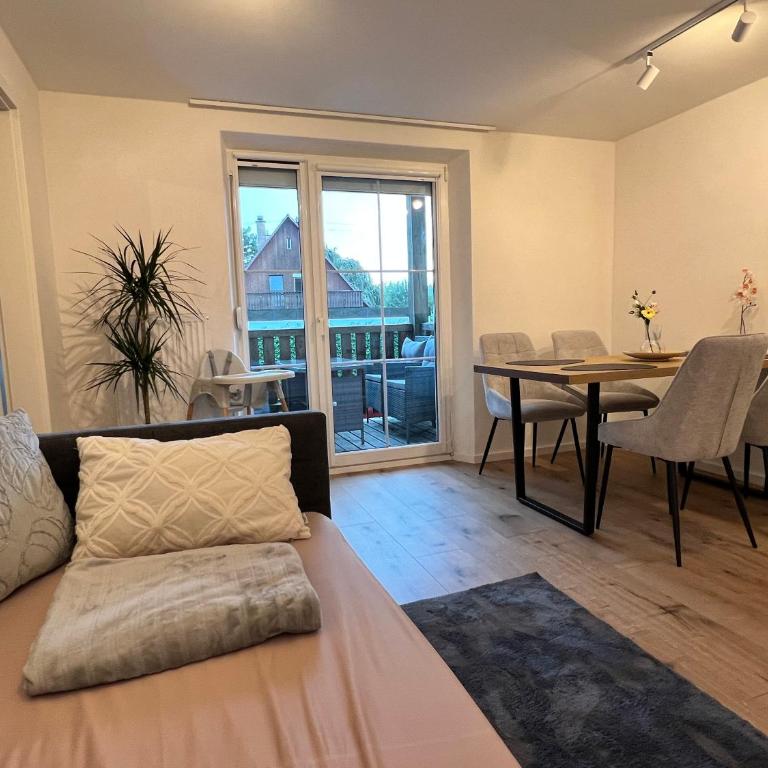 BearStay Apartment Augsburg - Flexibel für Familien, Reisende und Firmen 4 Personen mit Kind - Appartamento con 1 Camera da Letto - 1