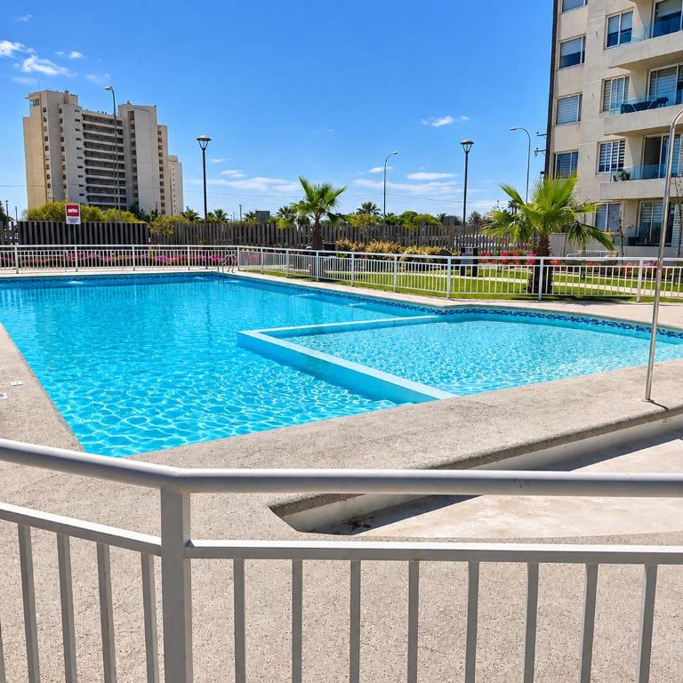 Depto con Piscina y Ubicación Privilegiada cerca del Faro La Serena - Apartamento de 2 dormitorios - 1