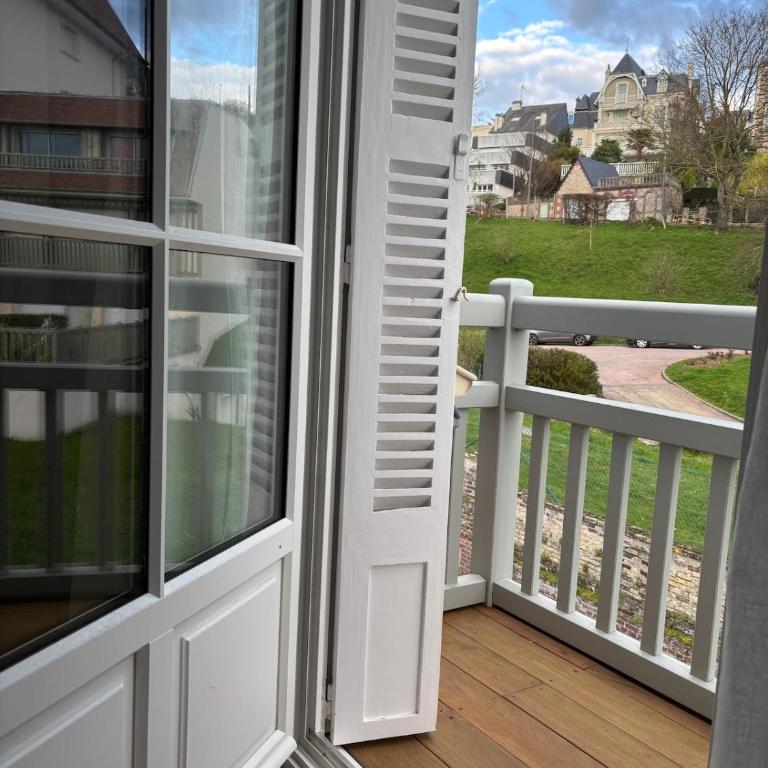 Entre toits et mer hyper-centre et proche de la plage - Apartment mit 1 Schlafzimmer - 25