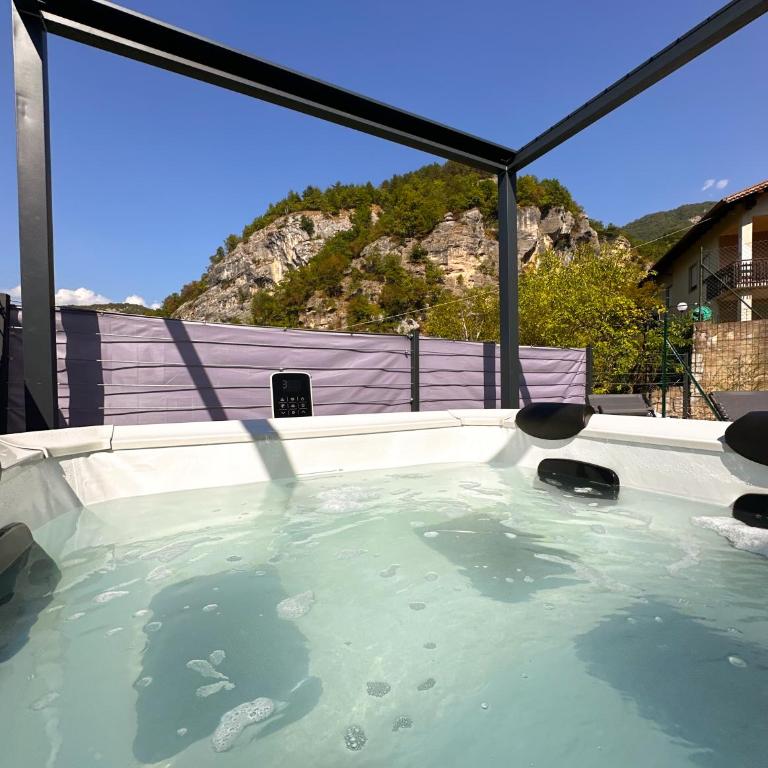 Mansarda Vista Eremo di San Colombano - Appartamento con 1 Camera da Letto - 2