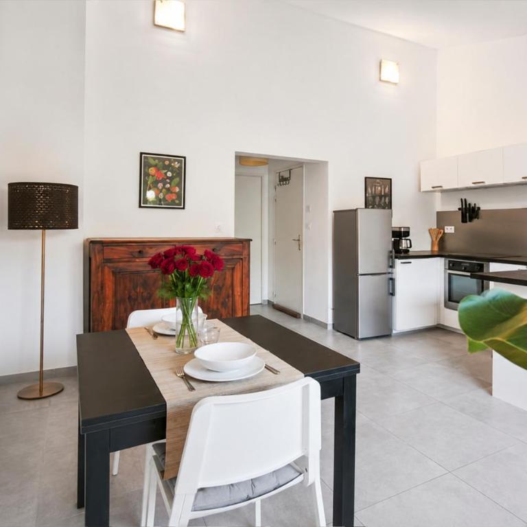 Elégant T2, moderne - Cœur Historique Avignon - Appartement 1 Chambre - 3