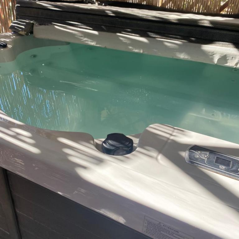Chalet L' Aliénor avec JACUZZI VUE MER 1ère ligne - Superior Chalet - 2