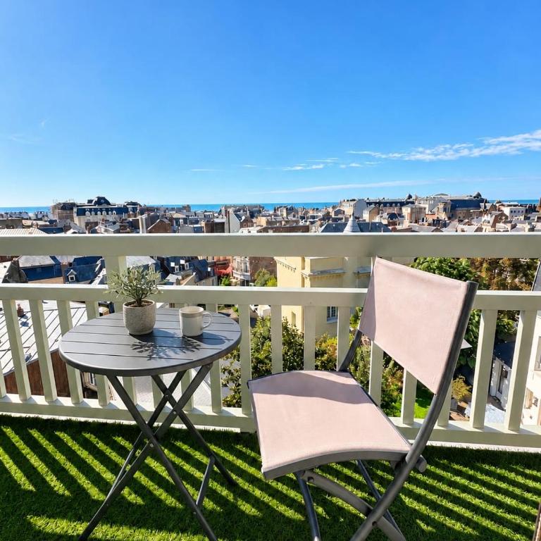 Entre toits et mer hyper-centre et proche de la plage - Apartment mit 1 Schlafzimmer - 12