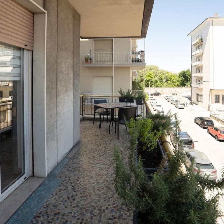 OPERA LOFT Cozy modern apart 10 min from Arena - Apartment mit 1 Schlafzimmer - 14