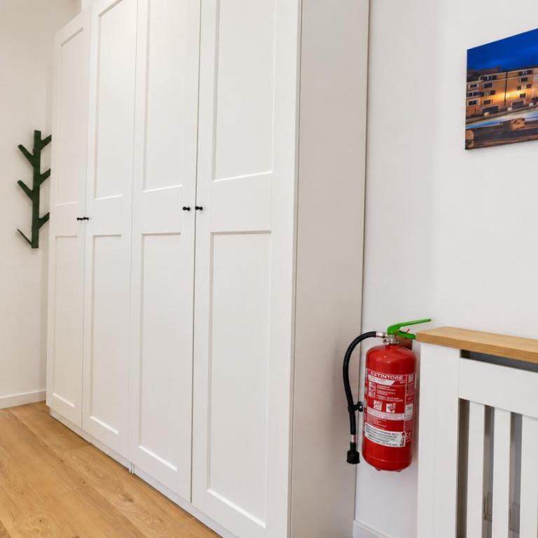 Elegantis Trastevere Family Apartment with Terrace - Near Tram, Train and Bus for the City Centre - Apartment mit 2 Schlafzimmern und Balkon - 15