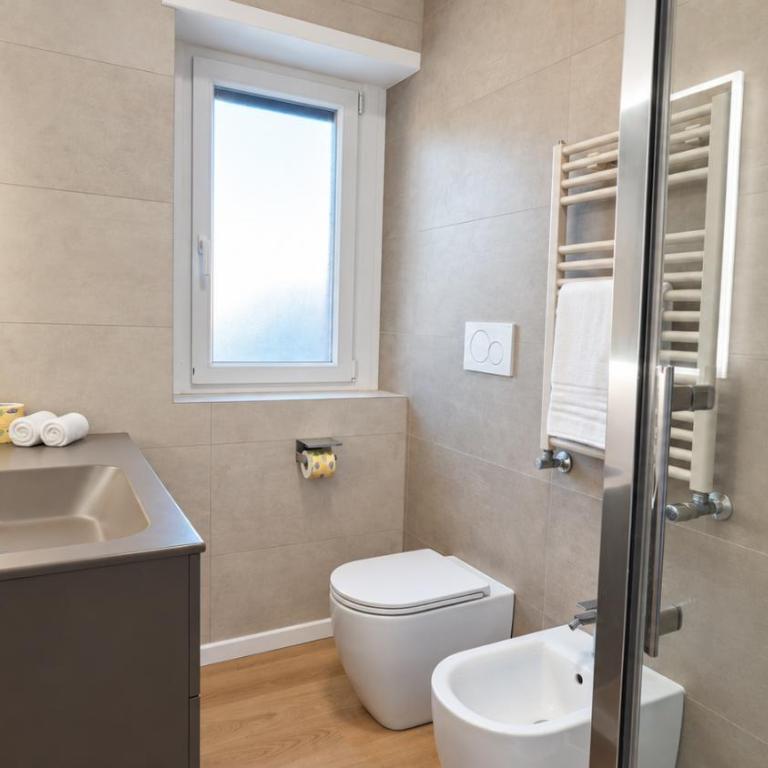 Elegantis Trastevere Family Apartment with Terrace - Near Tram, Train and Bus for the City Centre - Apartment mit 2 Schlafzimmern und Balkon - 17