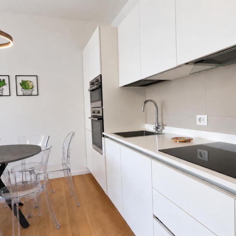 Elegantis Trastevere Family Apartment with Terrace - Near Tram, Train and Bus for the City Centre - Apartment mit 2 Schlafzimmern und Balkon - 26