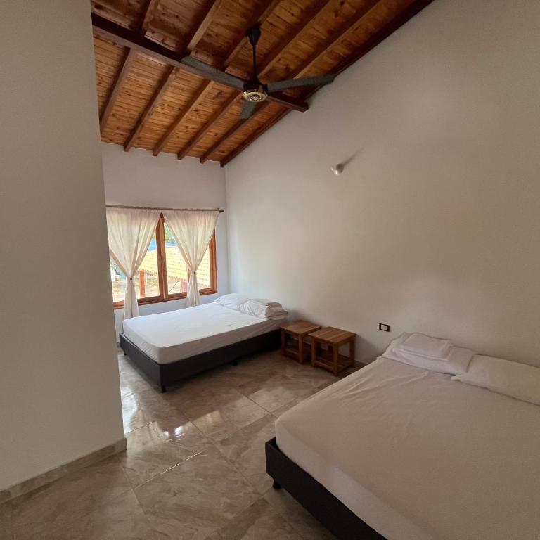 Casa hotel la virgen doradal - Habitación Doble Familiar - 7