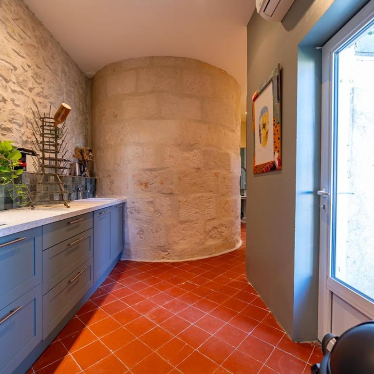 Haussmanimes - Élégance au cœur de Nîmes - Appartement 2 Chambres - 10