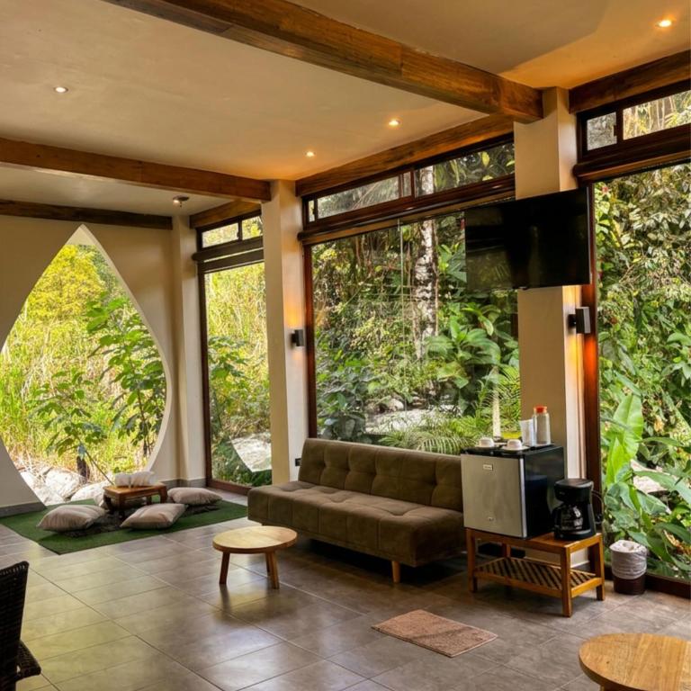 Saguamby Mindo Lodge - Suite Doble Deluxe - Cama grande - 8