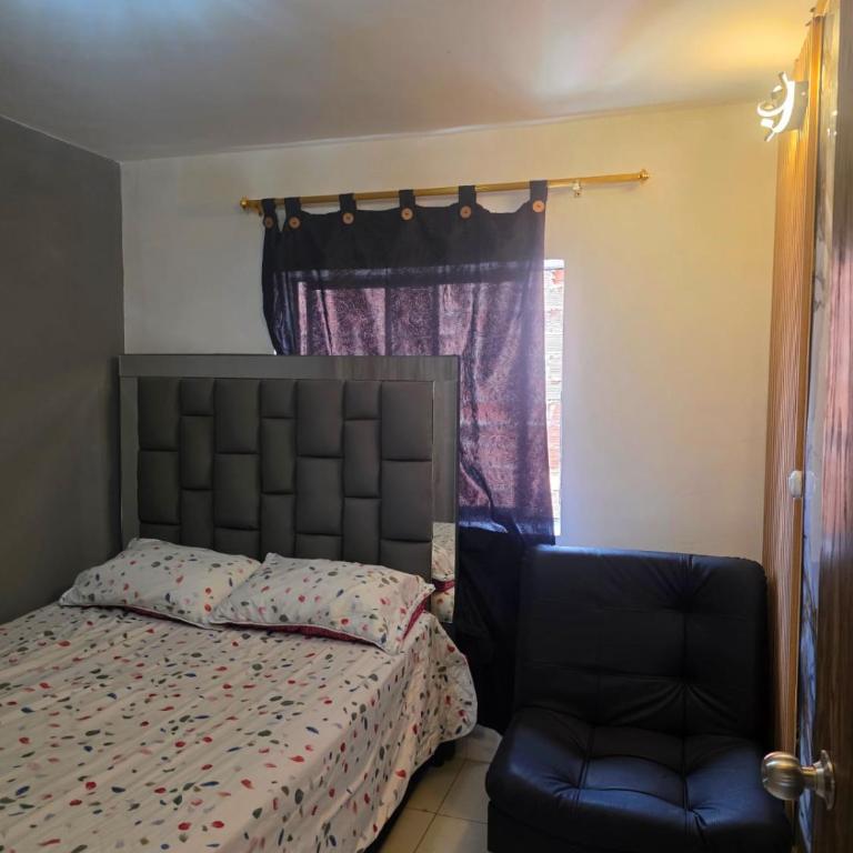 BONITO y ELEGANTE APARTAMENTO - Three-Bedroom Apartment - 13