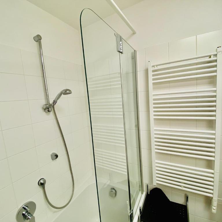 Modern Mountain Aparts 3 and 4 at skiing slope - Apartment mit Balkon - 23