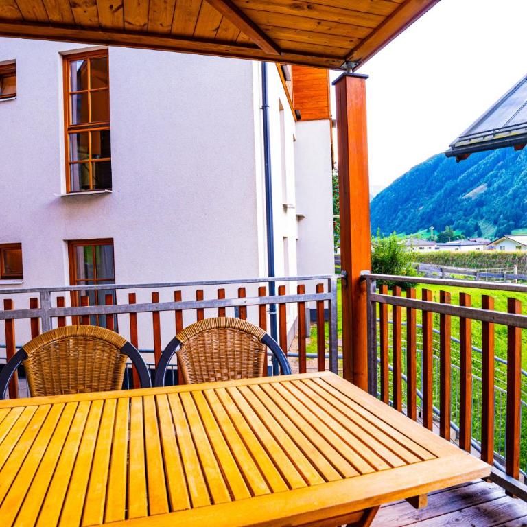 Modern Mountain Aparts 3 and 4 at skiing slope - Apartment mit Balkon - 38