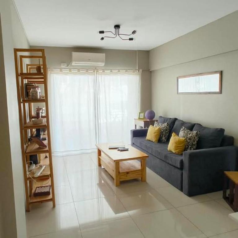 Hermoso departamento 3 amb. en el centro de Olivos - Two-Bedroom Apartment - 13