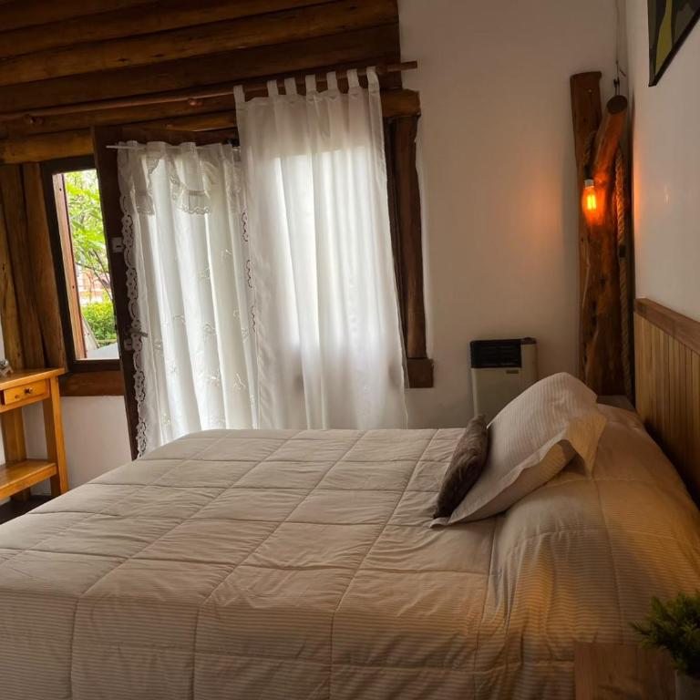 Hostel Llahuen - Double Room - 16