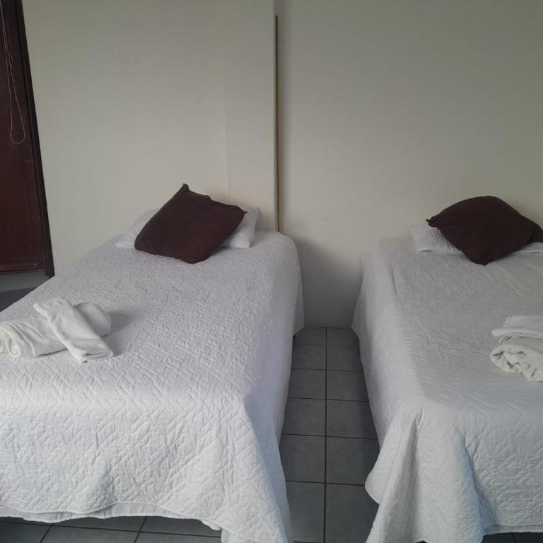Hostal La Isla del Descanso - Habitación Triple - 2