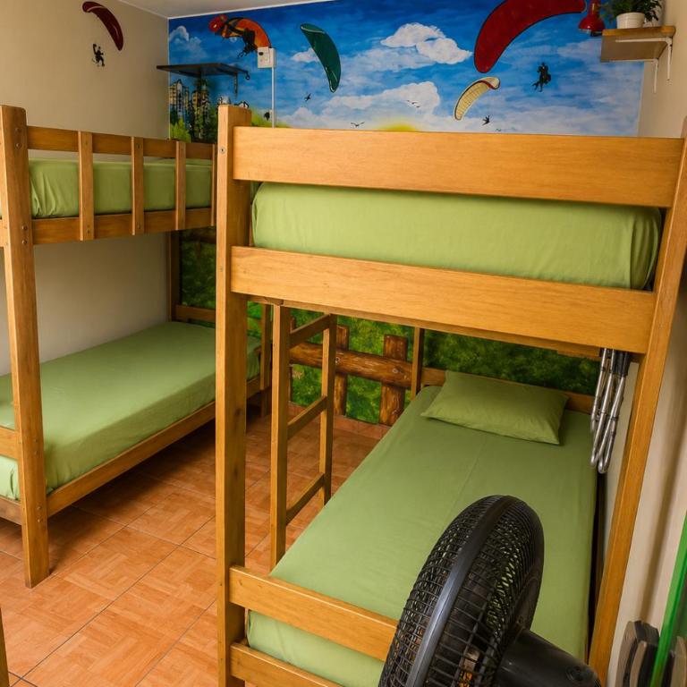 Passion Hostel - Barranco - Bed in 4-Bed Female Dormitory Room - 1
