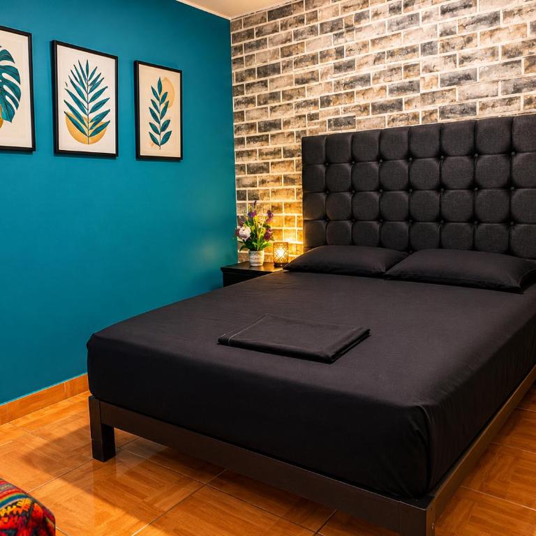 Passion Hostel - Barranco - Double Room with Private Bathroom - 4