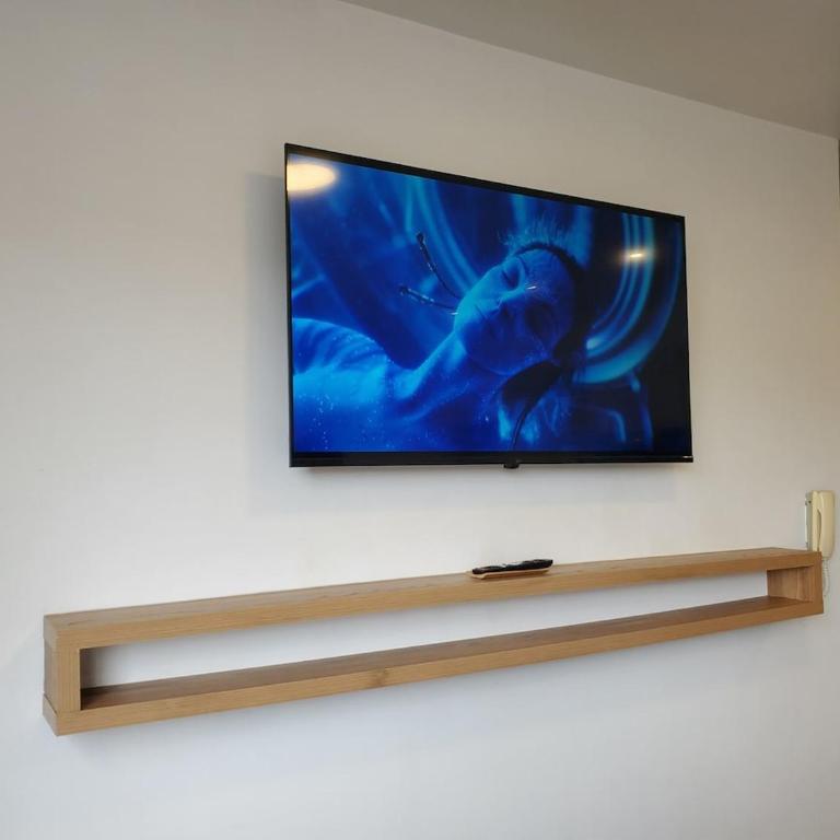 QuitoVibes4U Elegant, Prime location, welcoming! - Two-Bedroom Apartment - 2