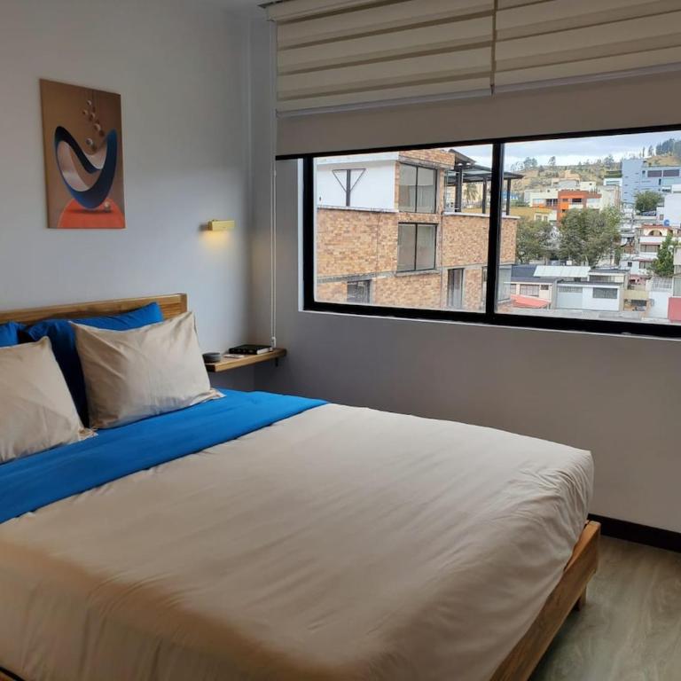 QuitoVibes4U Elegant, Prime location, welcoming! - Two-Bedroom Apartment - 7