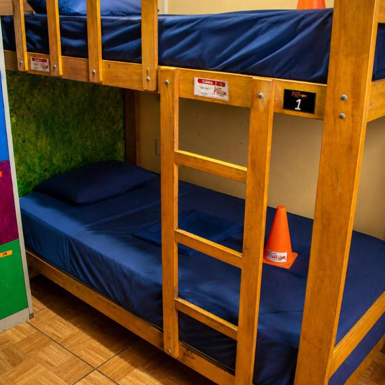 Passion Hostel - Barranco - Twin Room with Private Bathroom - 5