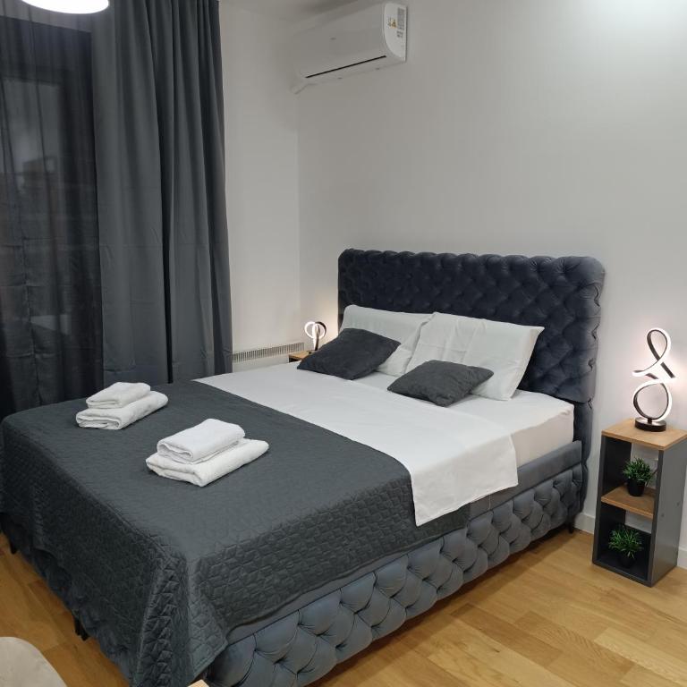 Apartman Aleksa Balkan Square Centar - Studio Apartment with Queen Bed - 48