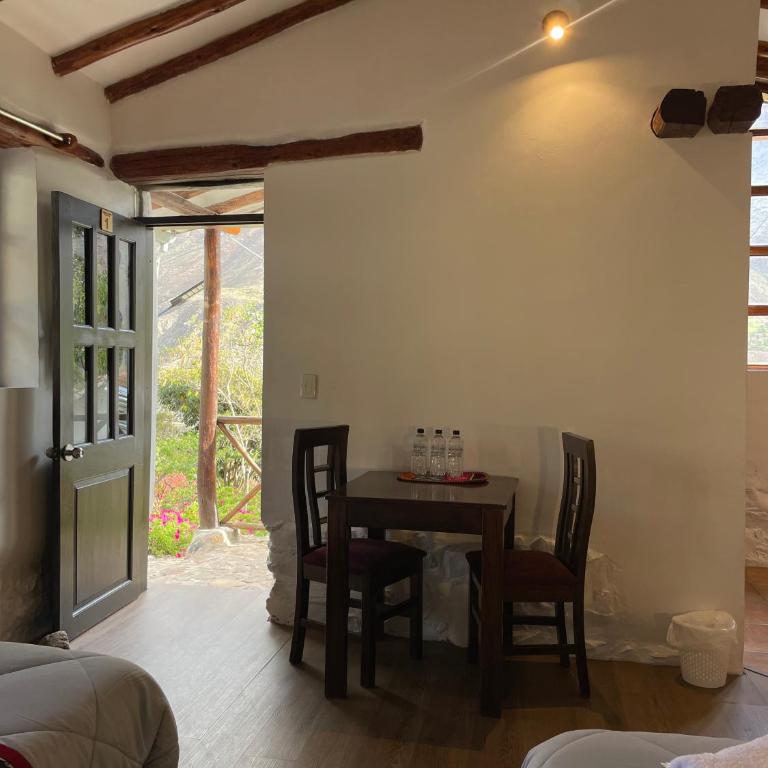 Hotel Sagrada Tierra Ollantaytambo - Triple Room with Mountain View - 10